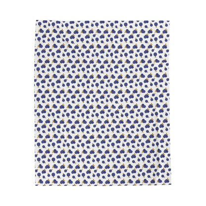 Plush Blanket - Blueberry Pattern showcases a cozy design with blue berries and vibrant motifs, ideal for adding a touch of warmth and style to your home. Perfect for gifting or personal use.